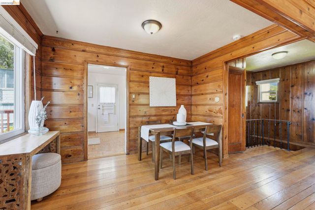 7843 Outlook Ave, Oakland, CA 94605