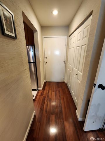 5140 Diamond Heights Boulevard 203A, San Francisco, CA 94131