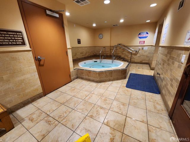 5140 Diamond Heights Boulevard 203A, San Francisco, CA 94131