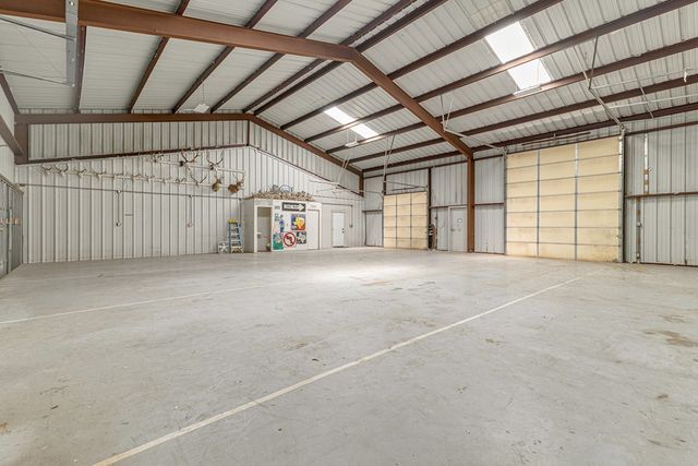 195 Harville Rd, Kerrville, TX 78028