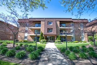 8924 W 140th Street 303, Orland Park, IL 60462