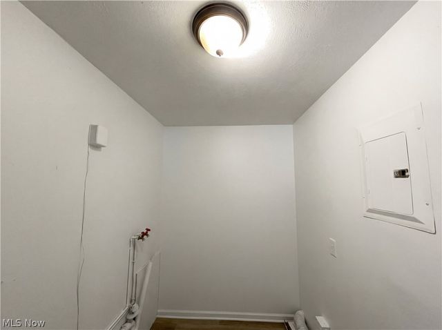 832 S Logan Street, Elyria, OH 44035