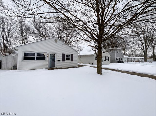 832 S Logan Street, Elyria, OH 44035