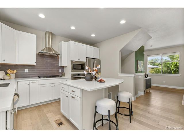 11377 E 25th Ave, Aurora, CO 80010
