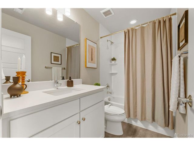 11377 E 25th Ave, Aurora, CO 80010