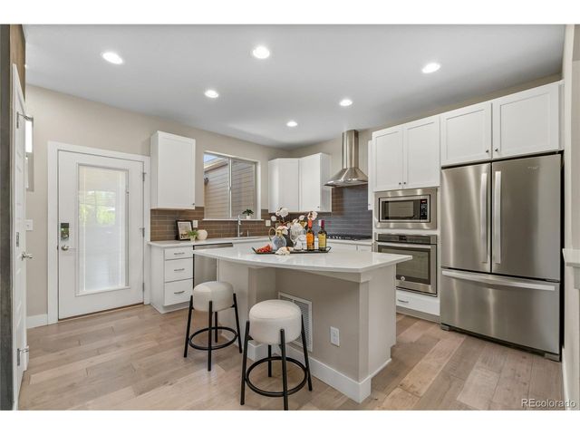 11377 E 25th Ave, Aurora, CO 80010