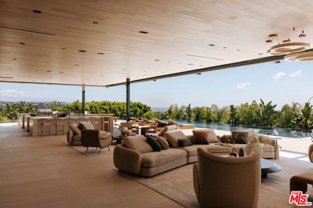 1210 Chickory Lane, Los Angeles, CA 90049
