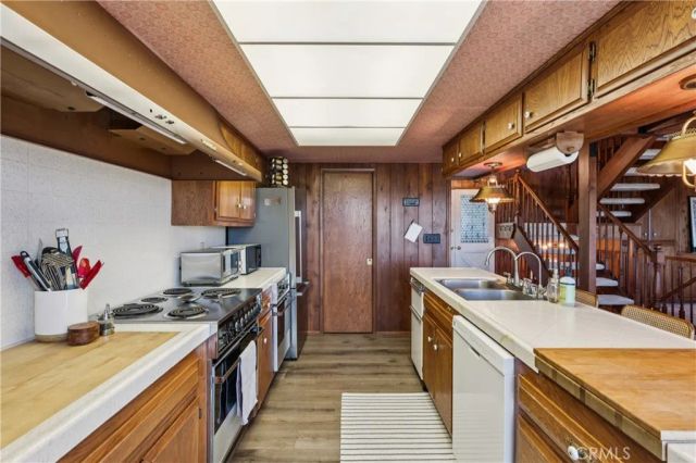 26565 Kings Court, Lake Arrowhead, CA 92352