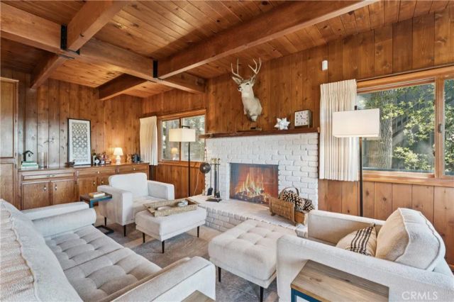 26565 Kings Court, Lake Arrowhead, CA 92352