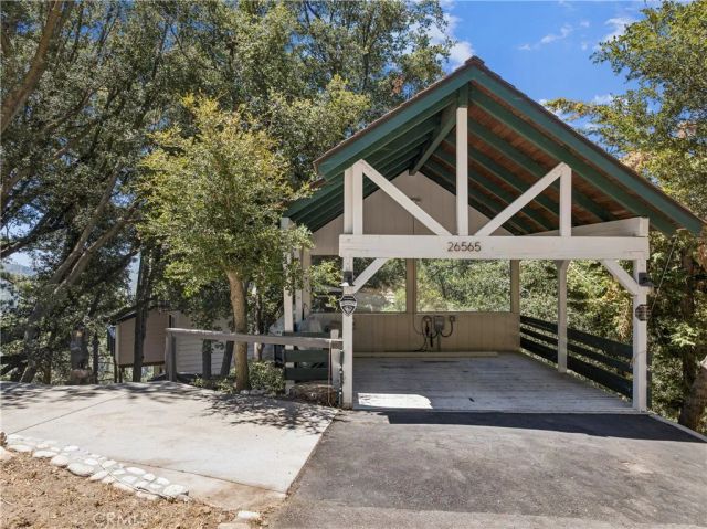 26565 Kings Court, Lake Arrowhead, CA 92352