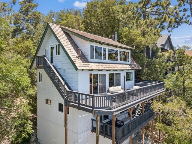 26565 Kings Court, Lake Arrowhead, CA 92352