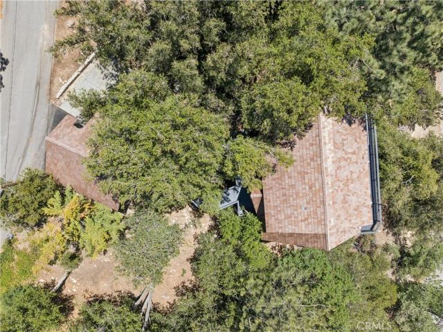 26565 Kings Court, Lake Arrowhead, CA 92352