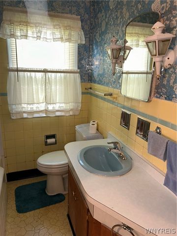 236 Wellington Avenue, Tonawanda, NY 14223
