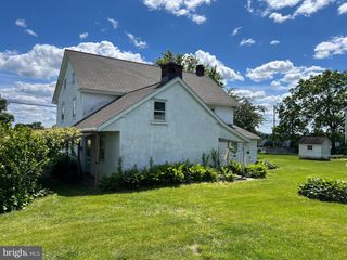 317 MACHAMER RD, Douglassville, PA 19518