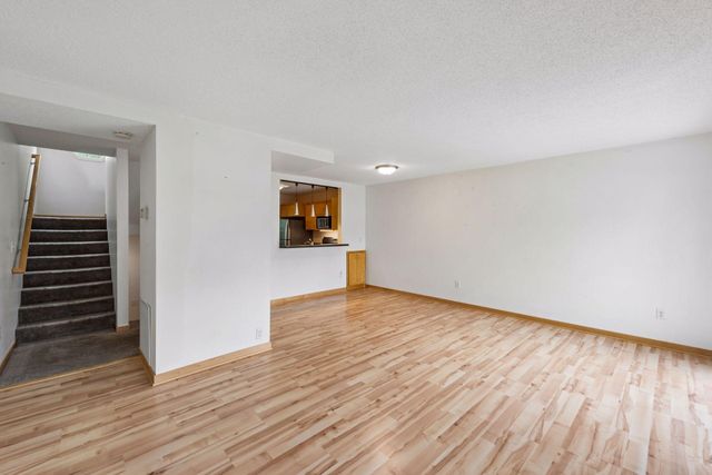 244 3rd Avenue NE, Minneapolis, MN 55413