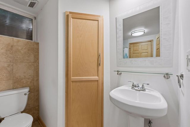 244 3rd Avenue NE, Minneapolis, MN 55413