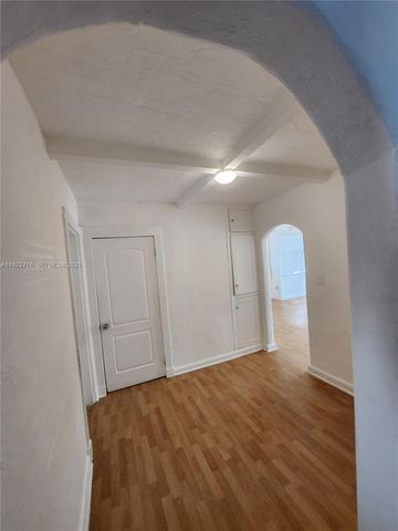 2129 Taylor St, Hollywood, FL 33020