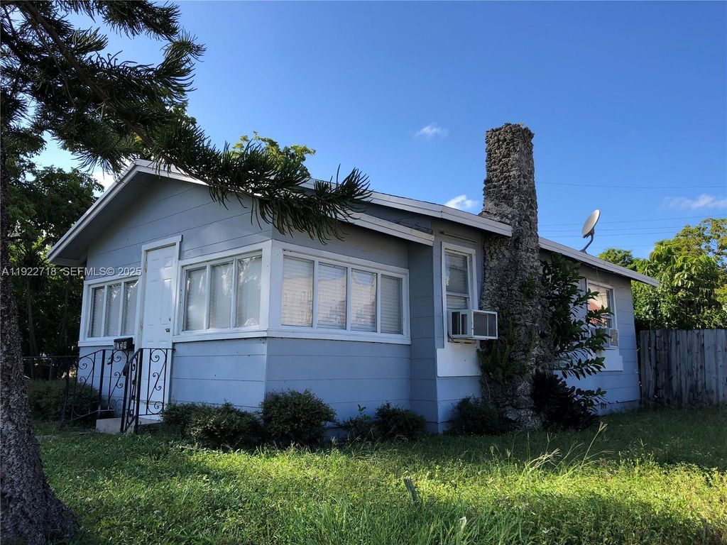 2129 Taylor St, Hollywood, FL 33020