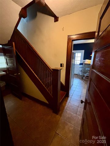 176 S French Broad Avenue, Asheville, NC 28801