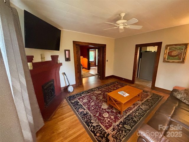 176 S French Broad Avenue, Asheville, NC 28801