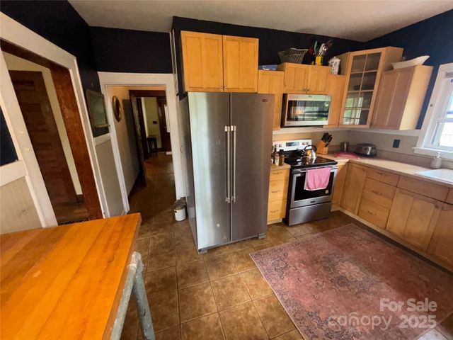 176 S French Broad Avenue, Asheville, NC 28801