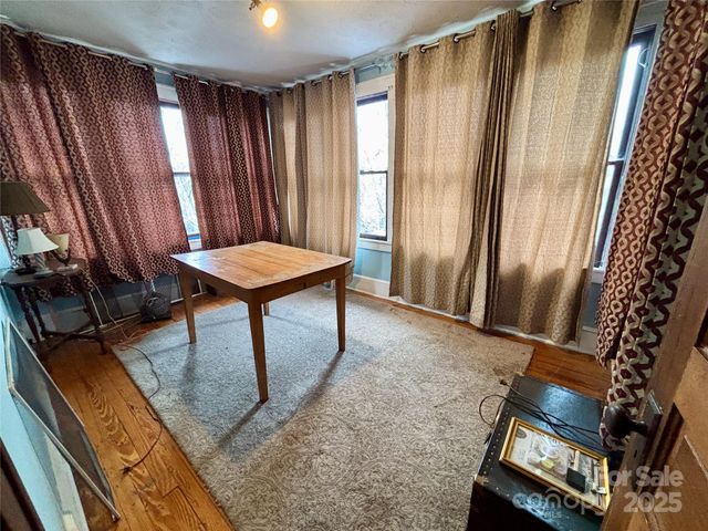 176 S French Broad Avenue, Asheville, NC 28801