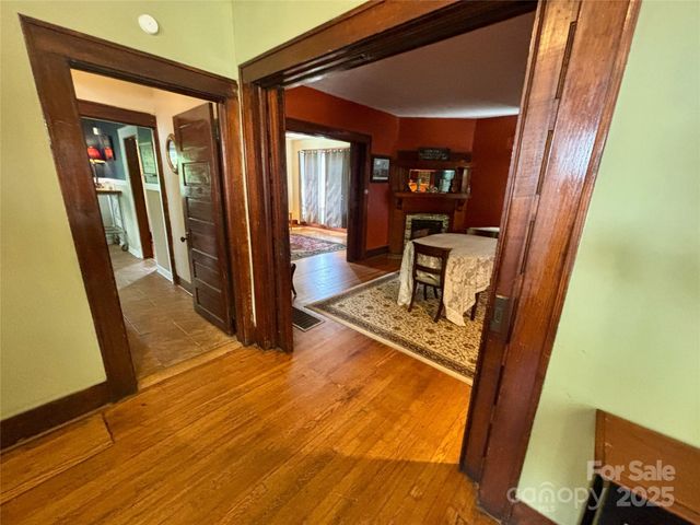 176 S French Broad Avenue, Asheville, NC 28801