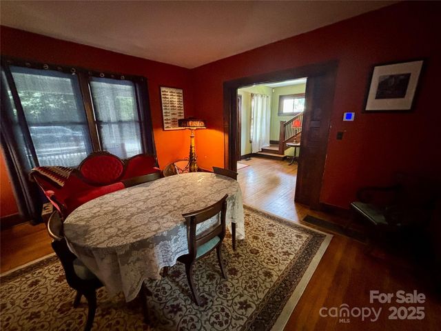 176 S French Broad Avenue, Asheville, NC 28801