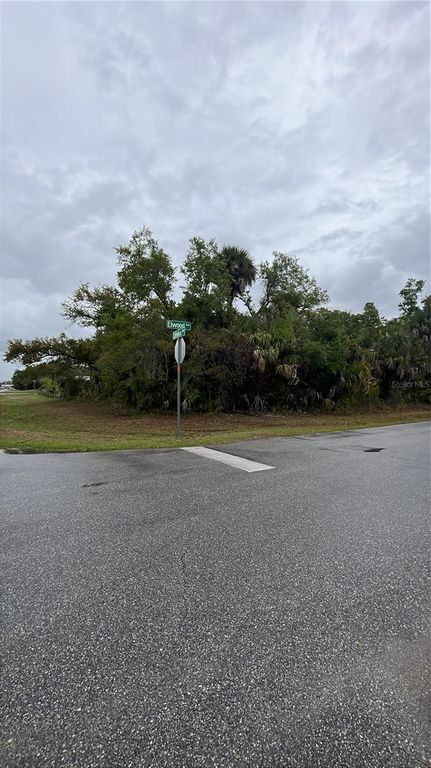 15010 ELWOOD AVENUE, Port Charlotte, FL 33953