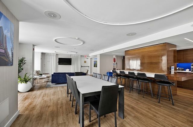 151 Tremont Street 9U, Boston, MA 02111