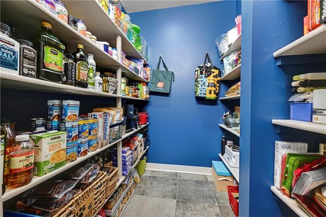 5703 W 128th Street, Overland Park, KS 66209