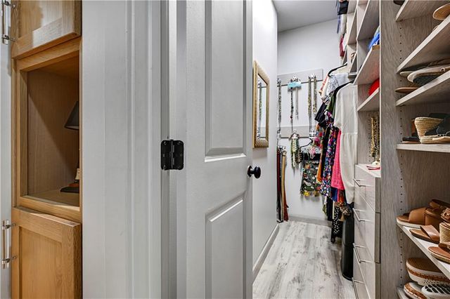 5703 W 128th Street, Overland Park, KS 66209