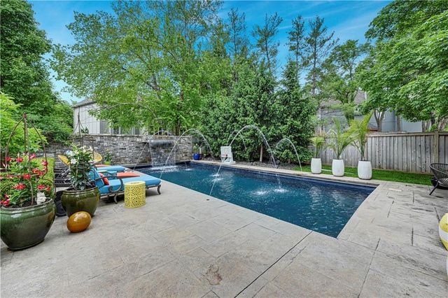 5703 W 128th Street, Overland Park, KS 66209
