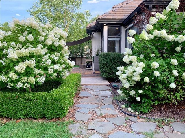 5703 W 128th Street, Overland Park, KS 66209