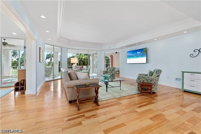 591 Audubon BLVD B-102, Naples, FL 34110