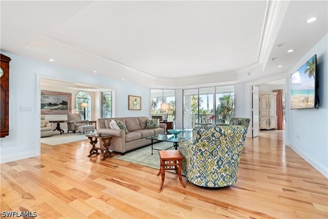 591 Audubon BLVD B-102, Naples, FL 34110
