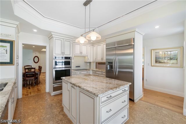 591 Audubon BLVD B-102, Naples, FL 34110