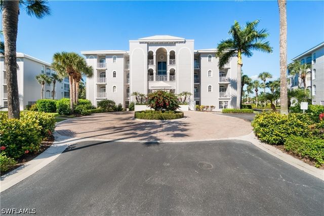 591 Audubon BLVD B-102, Naples, FL 34110