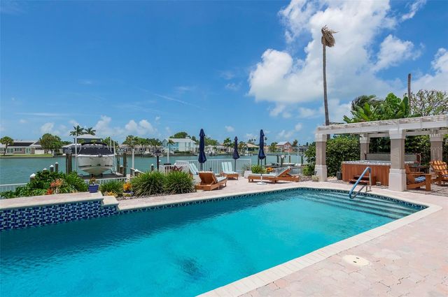311 S ISLE DRIVE, St Pete Beach, FL 33706