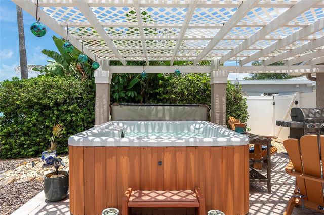 311 S ISLE DRIVE, St Pete Beach, FL 33706