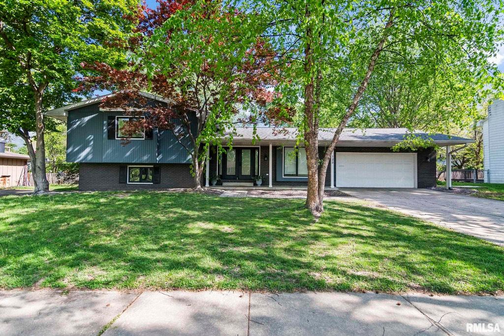 125 CYPRESS POINT Drive, Springfield, IL 62704