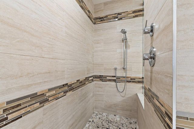 125 Harbourside Circle, Jupiter, FL 33477
