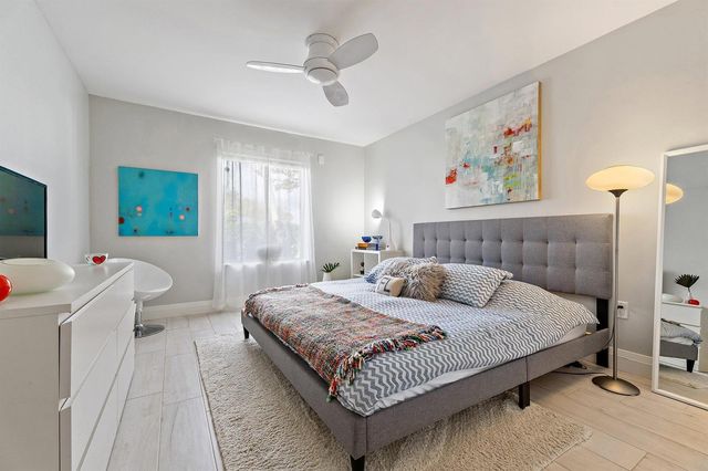 125 Harbourside Circle, Jupiter, FL 33477