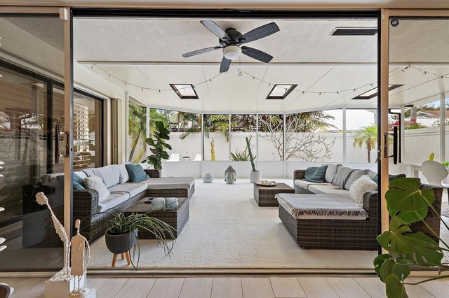 125 Harbourside Circle, Jupiter, FL 33477