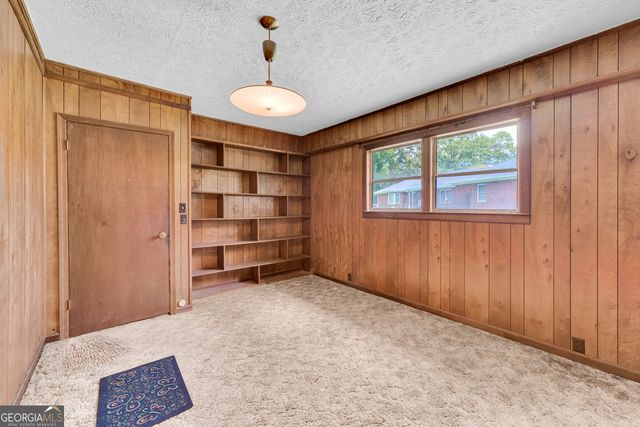 24 Laurel Drive, Hartwell, GA 30643