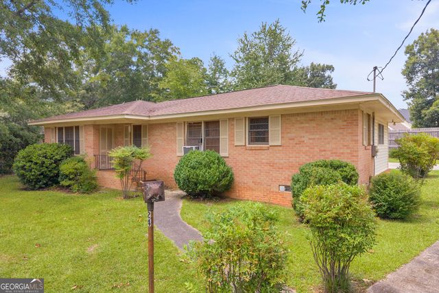 24 Laurel Drive, Hartwell, GA 30643