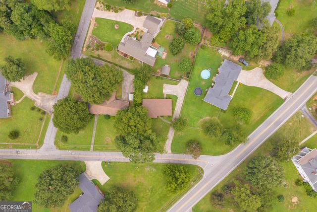 24 Laurel Drive, Hartwell, GA 30643
