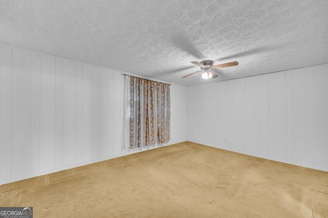 24 Laurel Drive, Hartwell, GA 30643