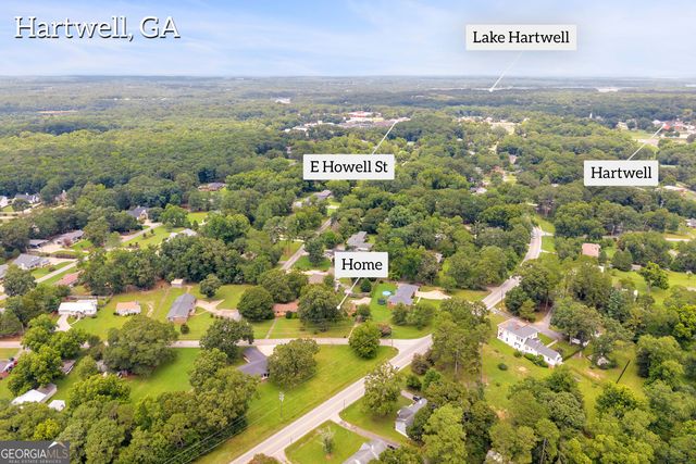 24 Laurel Drive, Hartwell, GA 30643