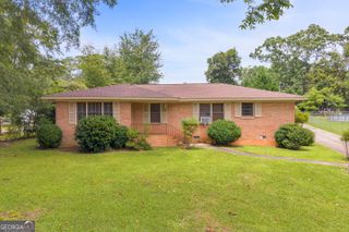 24 Laurel Drive, Hartwell, GA 30643